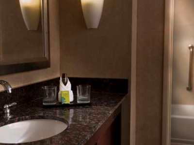 Embassy Hotel 4*